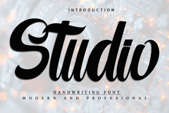 Studio: A Script Font That Elevates Digital Design